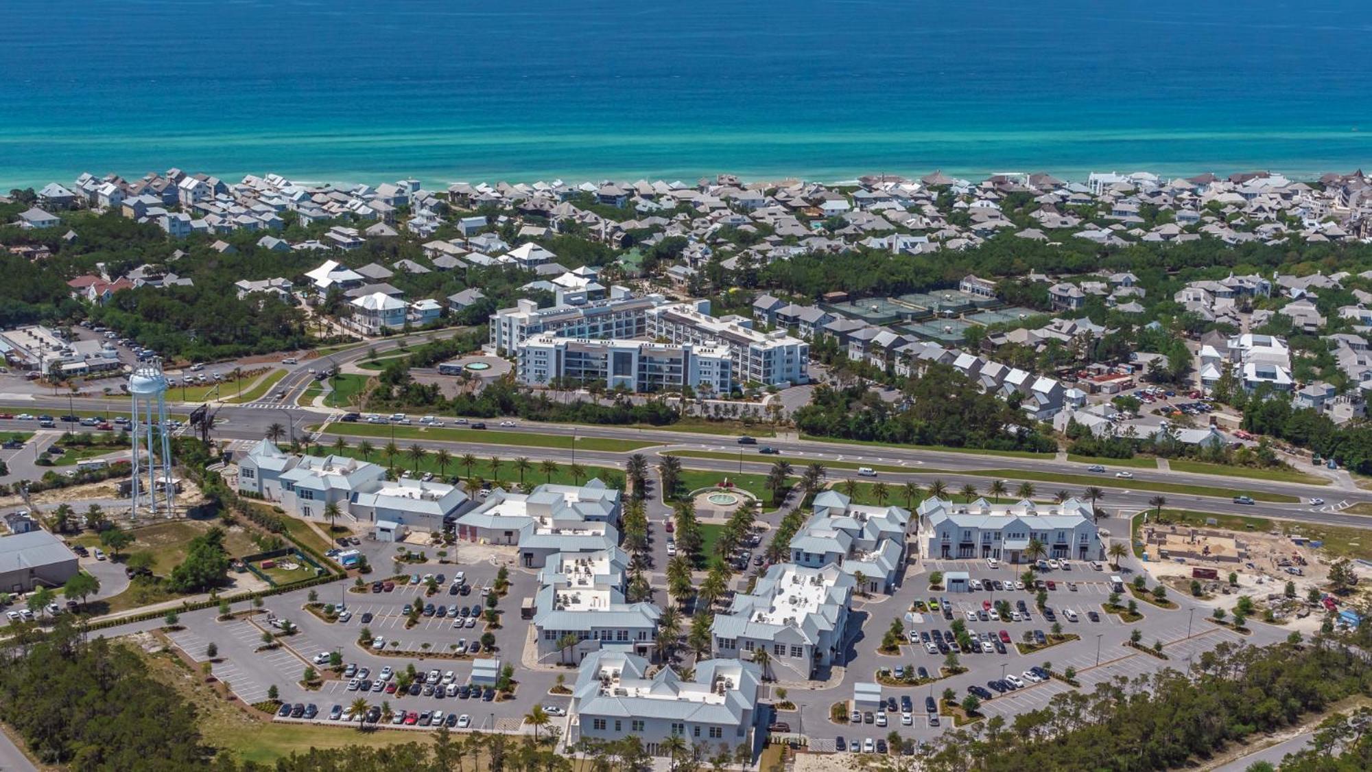 Mistral 12 Villa Seacrest Екстериор снимка